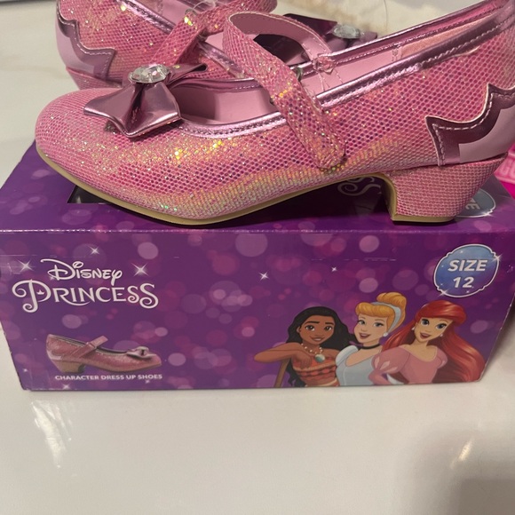 Princess heels - Picture 2 of 2